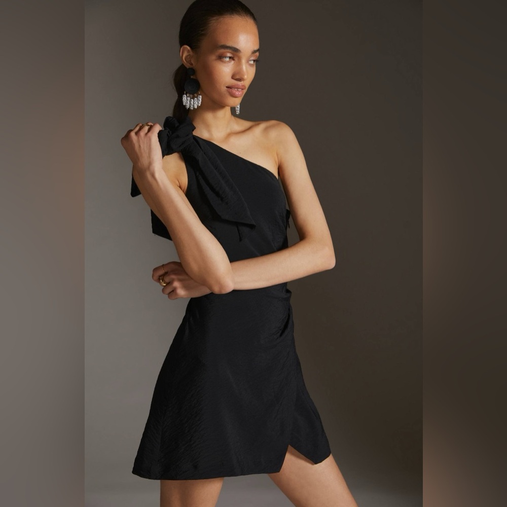 Anthropologie Maeve One-Shoulder Bow Printed Crinkle Black Mini Dress EUC Sz 8P